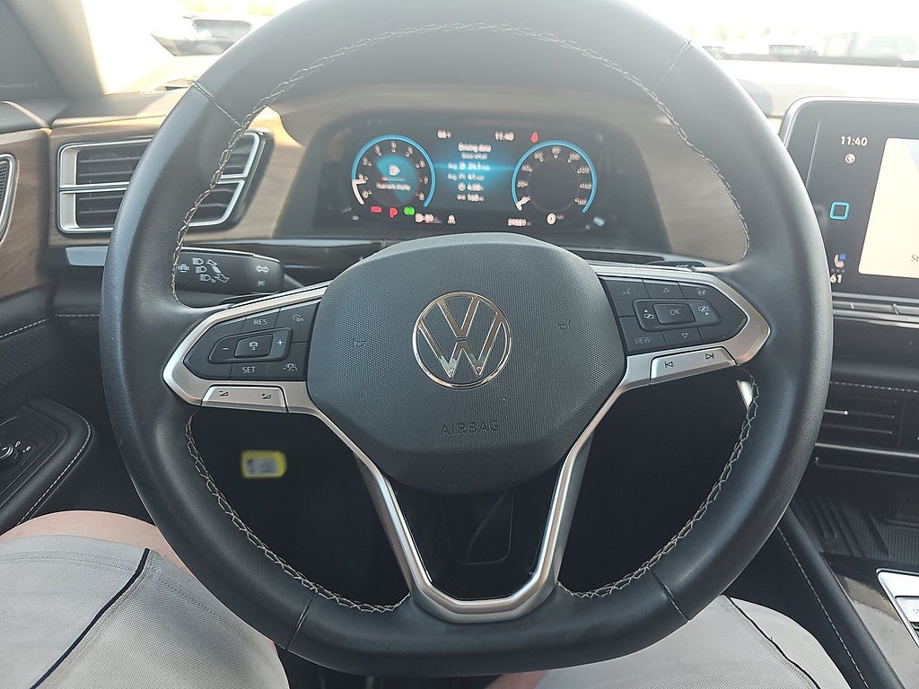 2025 Volkswagen Atlas SE