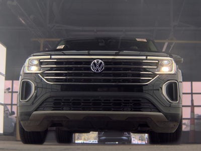 2025 Volkswagen Atlas SE