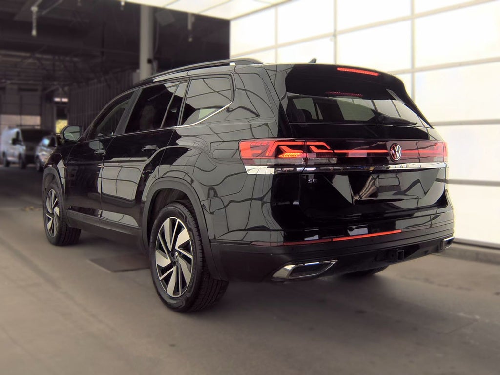 2025 Volkswagen Atlas SE