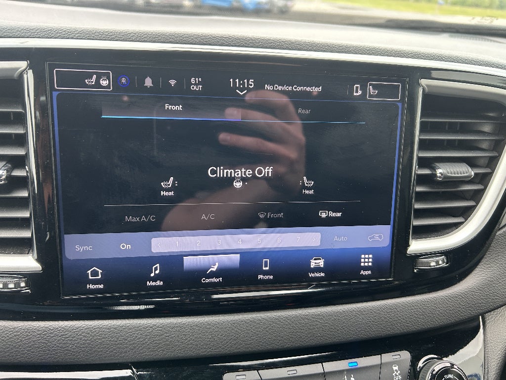 2025 Chrysler Pacifica Select