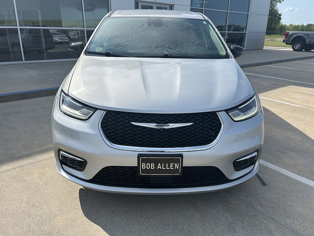 2024 Chrysler Pacifica Touring L - Photo 8