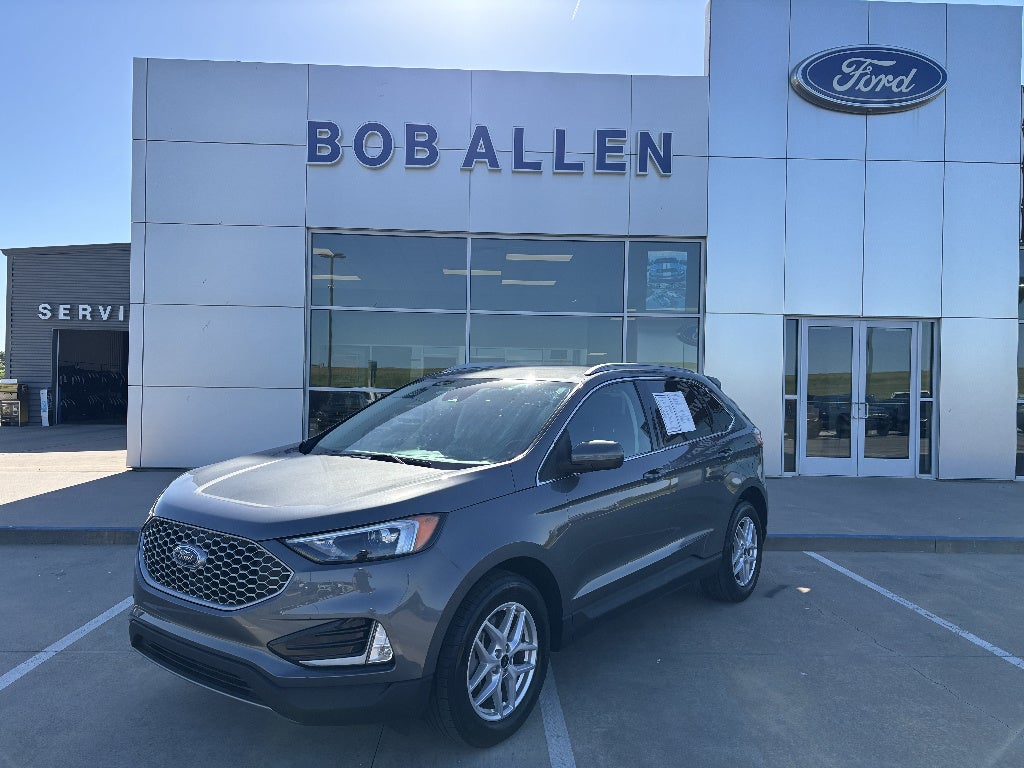 2023 Ford Edge SEL AWD's photo