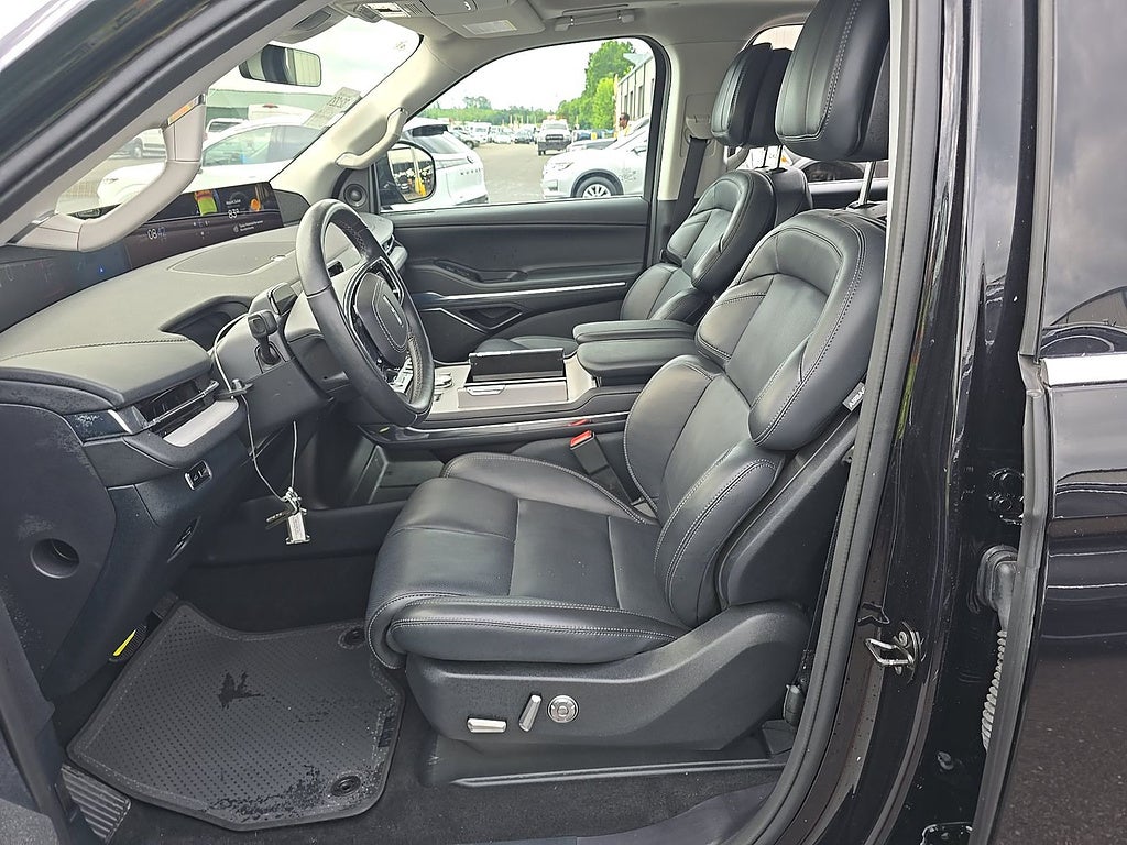2025 Lincoln Navigator L Reserve
